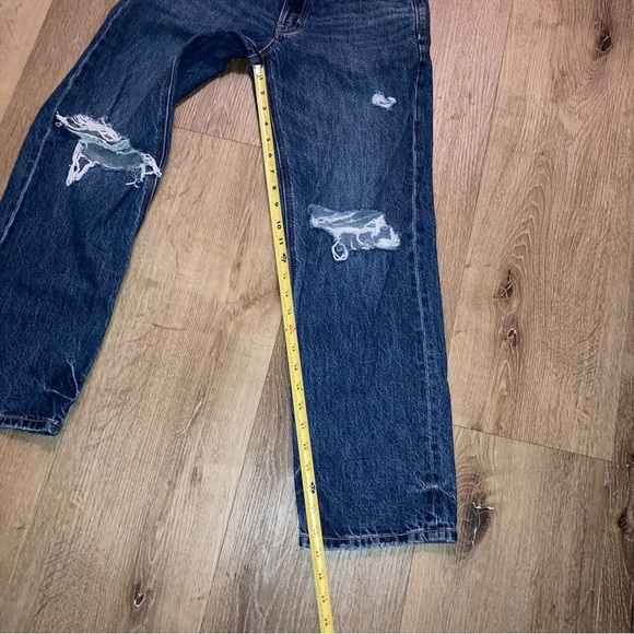 American Eagle Women’s Ex Boyfriend Relaxed Fit Jeans Distressed Size 00 Short - Picture 8 of 12